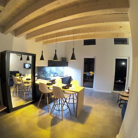 度假居 Sniezka House *