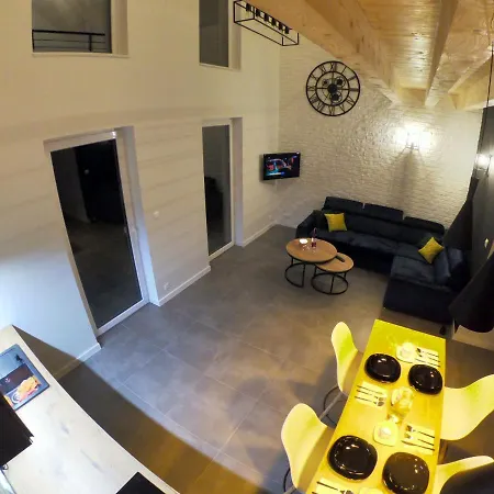 Sniezka House 度假居 Mysłakowice